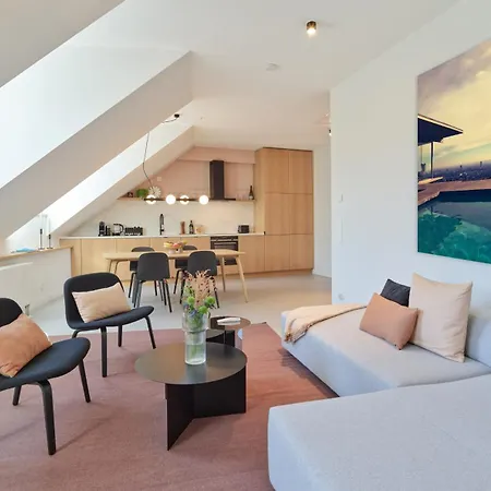 Style Pur - Designer-wohnung In Top-lage! - Bis Zu 3 Personen - - Zetrum Apartment *