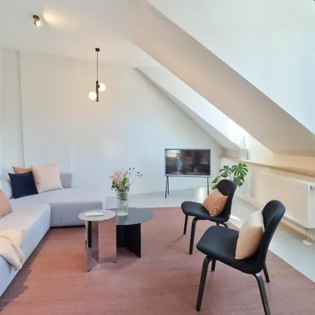 Style Pur - Designer-wohnung In Top-lage! - Bis Zu 3 Personen - - Zetrum Apartment *